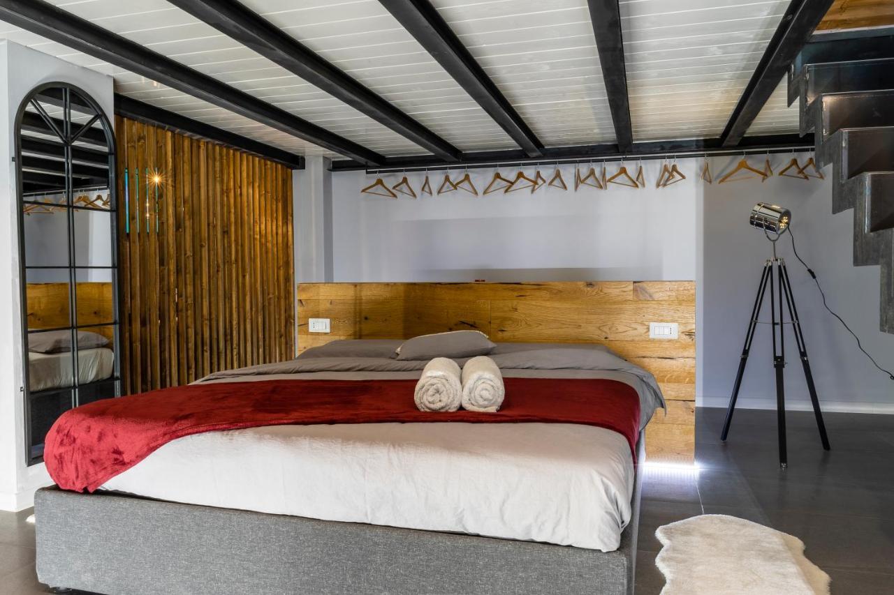 Appartamento Capriccio - Luxury Loft Corso Sempione Jacuzzi Aparthotel-wifi