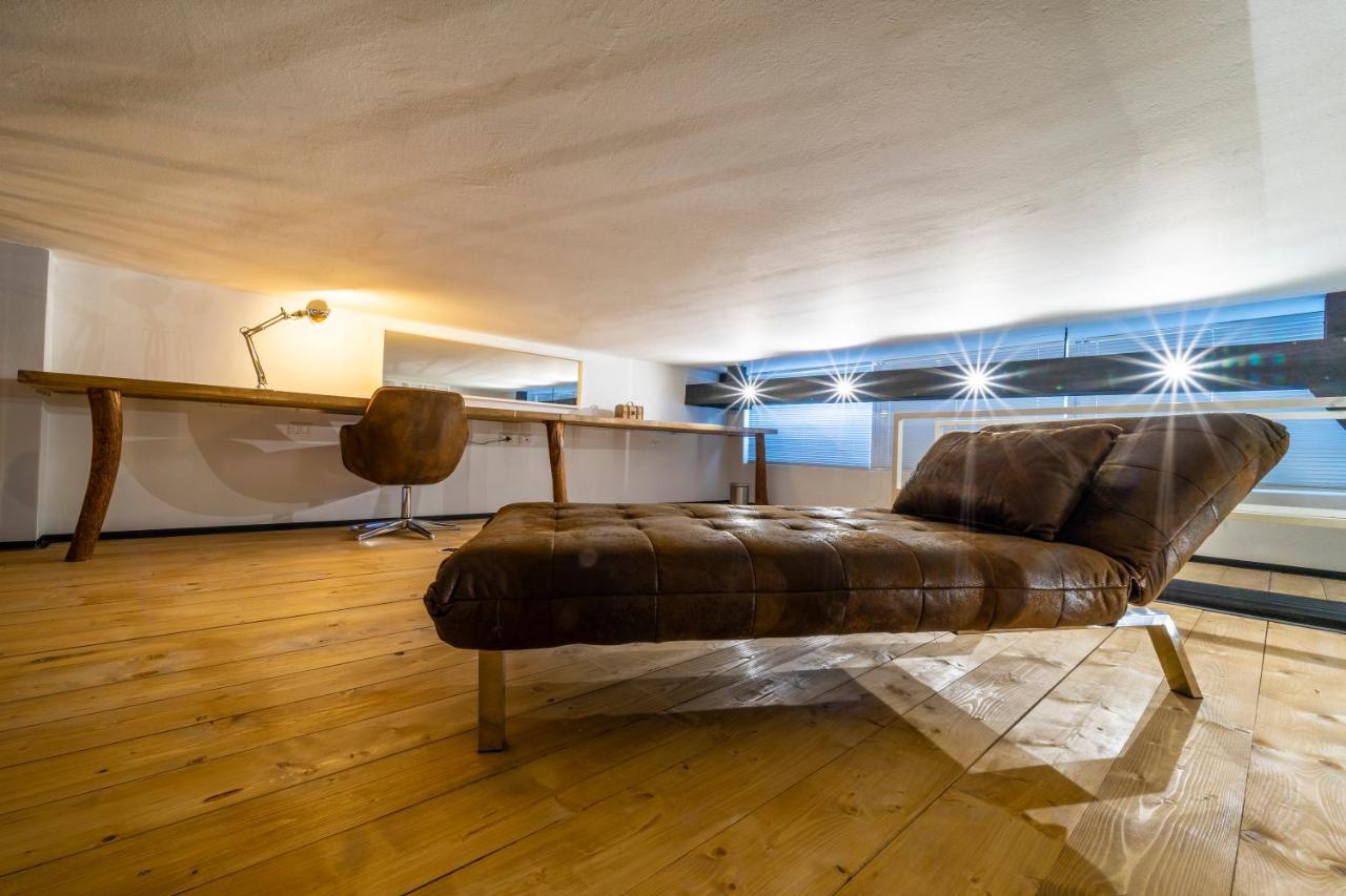 Capriccio - Luxury Loft Corso Sempione Jacuzzi Aparthotel-wifi
